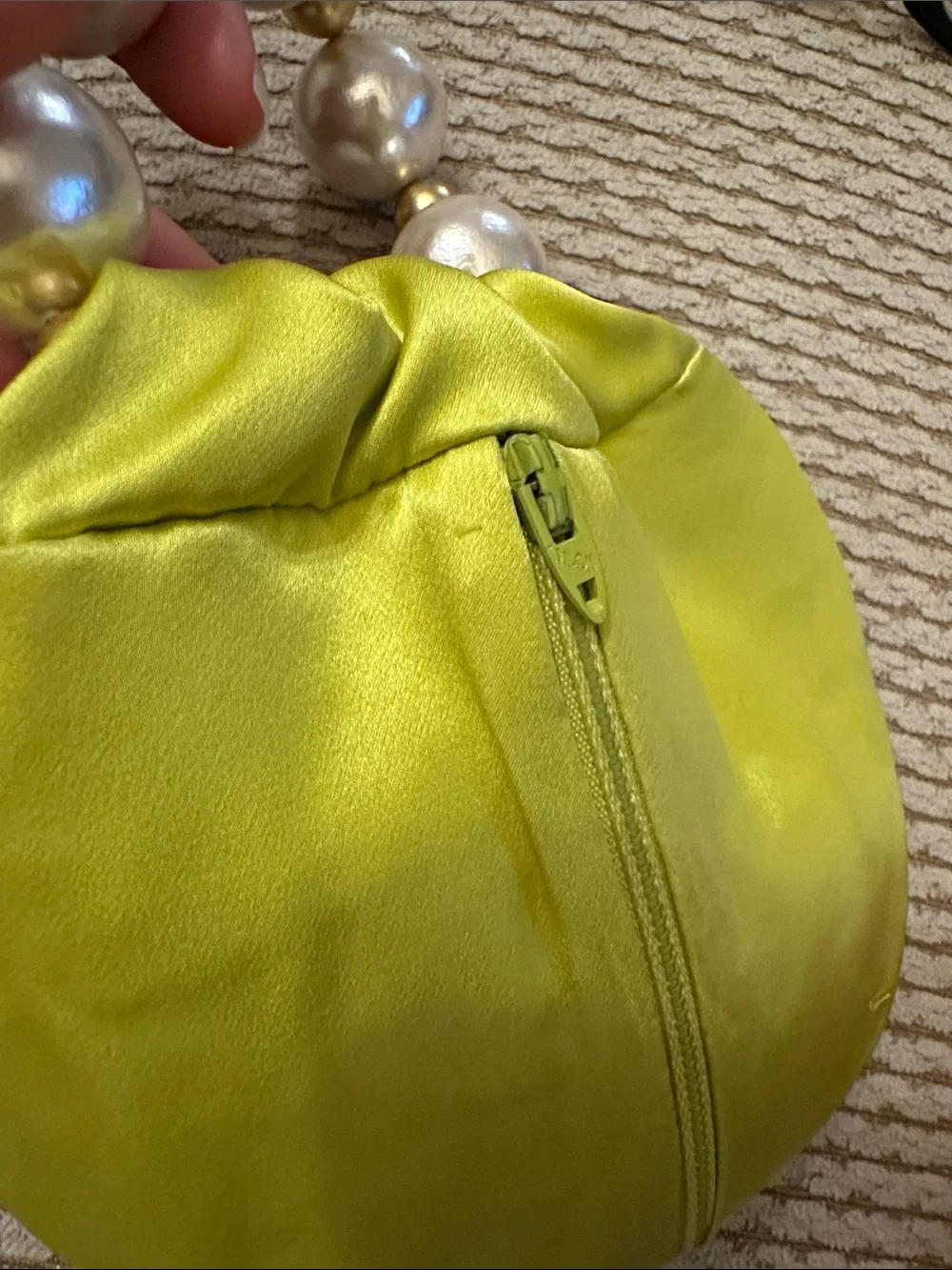Nancy Bacich bracelet bag– Lime Green with Pearl Bead Handle